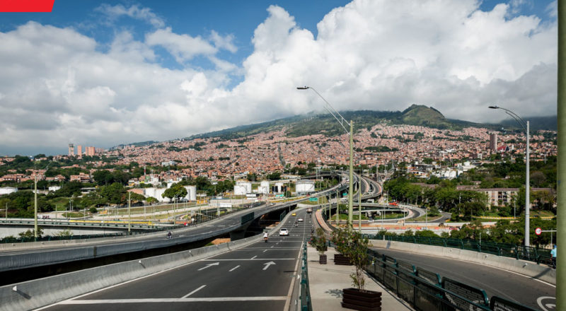 Para Ternium, Puente de la Madre Laura, Medellín.