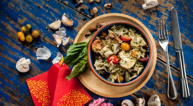 Para Setas de Cuivá. Dirección de arte, Felipe Hernández. Maquillaje, Alejandra Camacho. Asistencia de iluminación, Marcos Tobón.