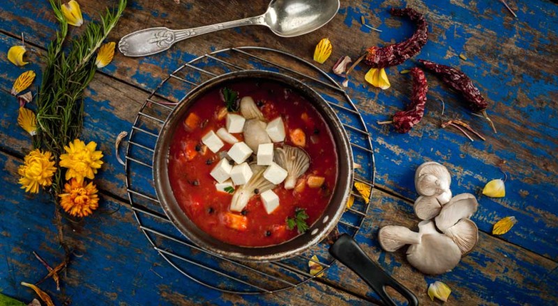Para Setas de Cuivá. Dirección de arte, Felipe Hernández. Maquillaje, Alejandra Camacho. Asistencia de iluminación, Marcos Tobón.