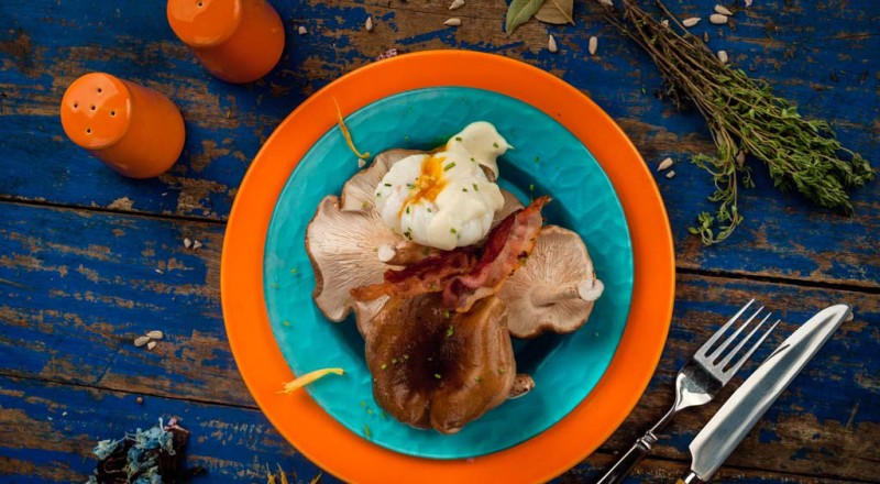 Para Setas de Cuivá. Dirección de arte, Felipe Hernández. Maquillaje, Alejandra Camacho. Asistencia de iluminación, Marcos Tobón.