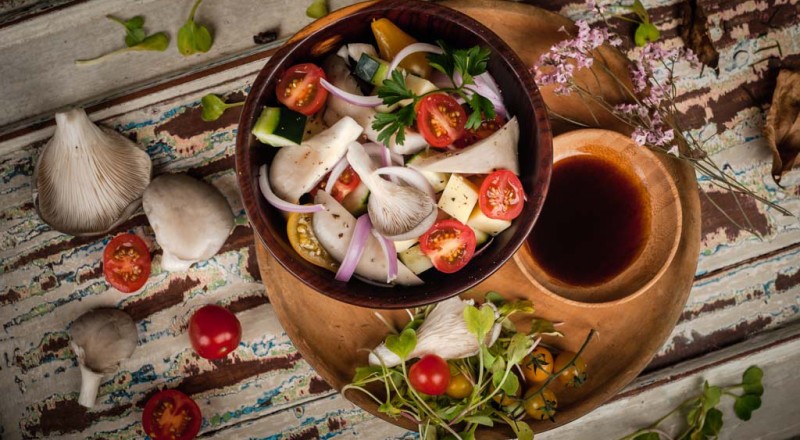 Para Setas de Cuivá. Dirección de arte, Felipe Hernández. Maquillaje, Alejandra Camacho. Asistencia de iluminación, Marcos Tobón.